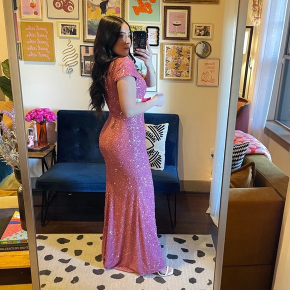 NEW Carmen Marc Valvo Pink Sequin Mermaid Gown - Picture 10 of 14